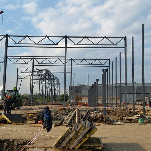 Монтаж металлоконструкций складского комплекса