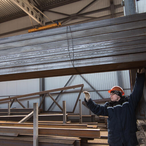 Погрузка балок